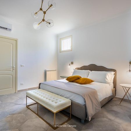 Alma Suite Ното Екстериор снимка